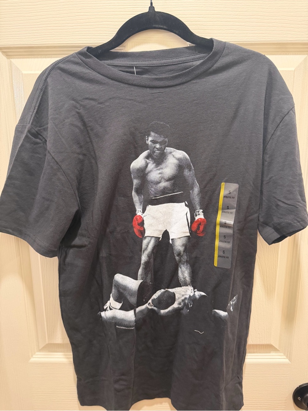 Muhammad Ali Shirt Mens Sonny Liston Fight Pose Boxing Tee Adult Small NWT